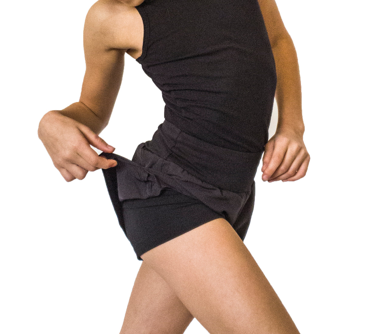 שורטים כפולים DoubleDream בצבע שחור עשויים מבד נושם וגמיש כותנה לנוחות ותנועה להתעמלות, אקרובטיקה ומחול. מבית דרימס ג'ימנסטיקס