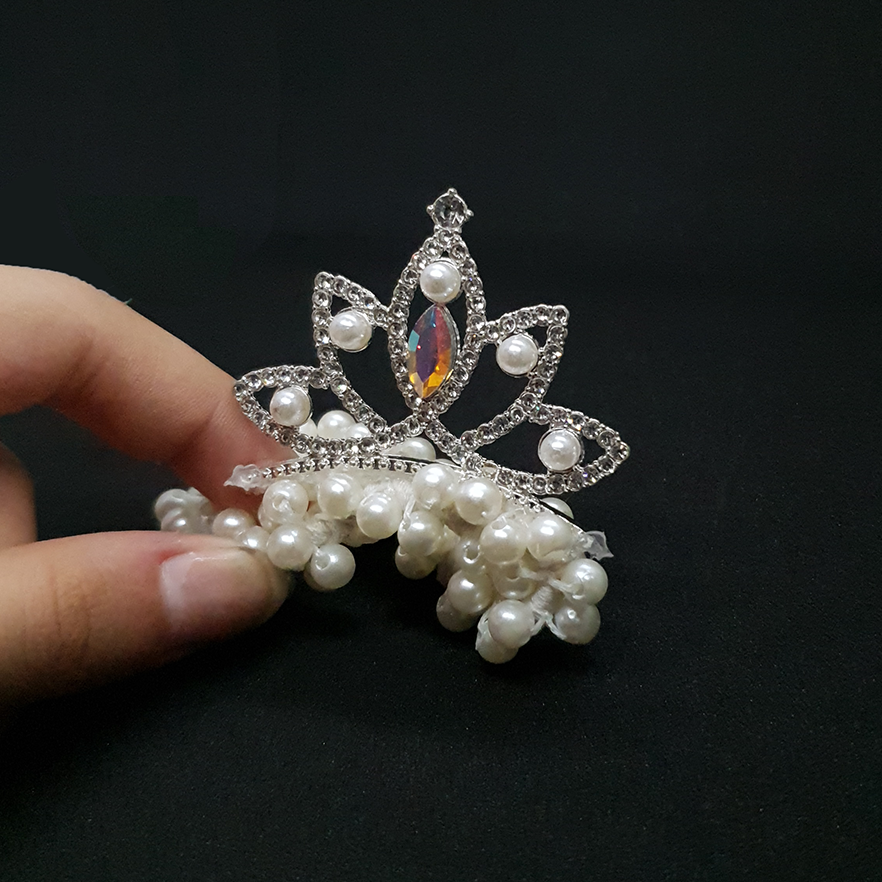 כתר פנינים ואבני חן לתחרות והופעה