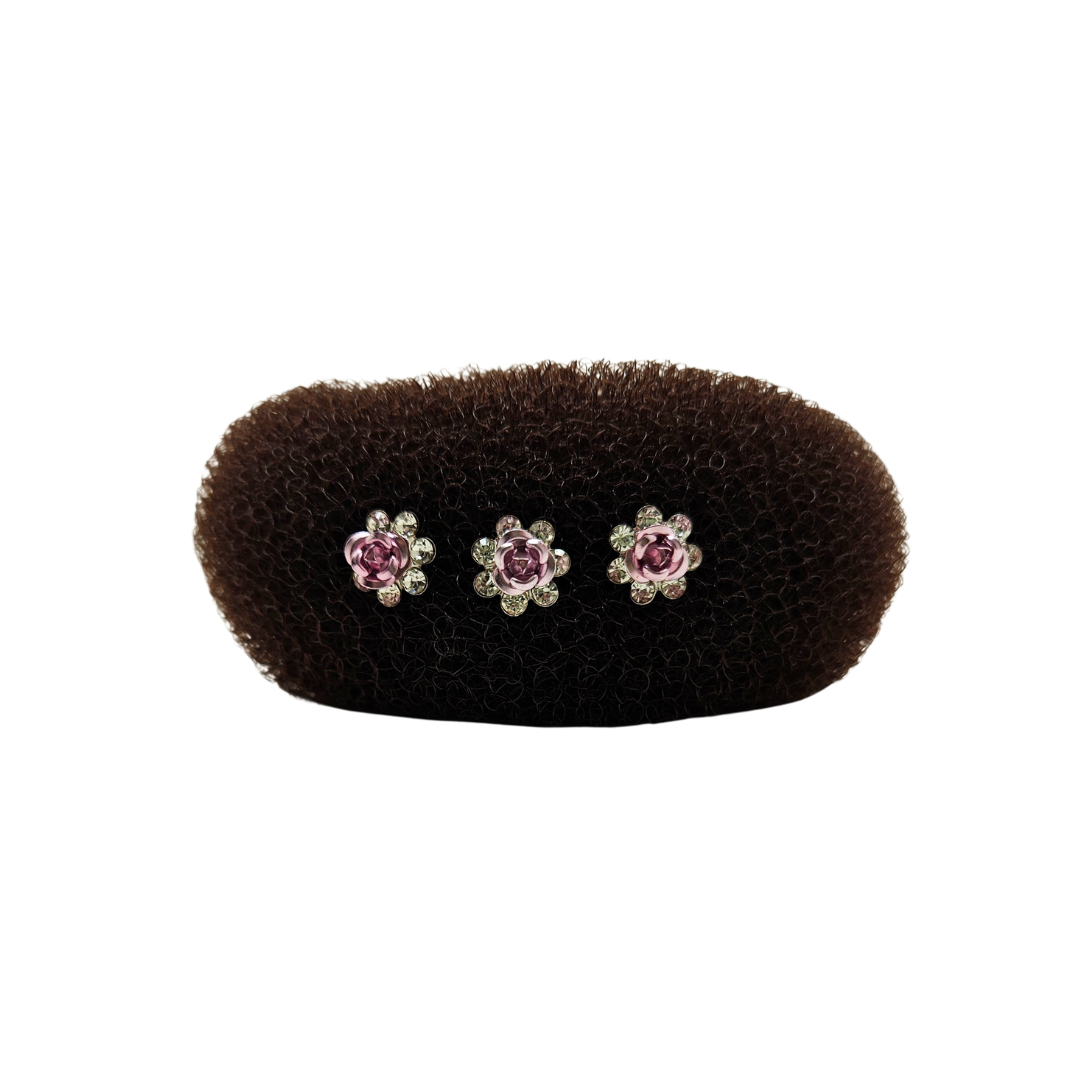 סיכות סבתא שפילקות משובצות אבנים נוצצות ליצירת תשרוקת חגיגית ומרשימה