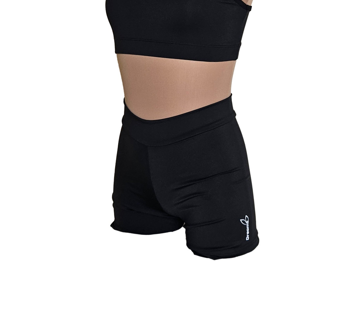 שורט לייקרה