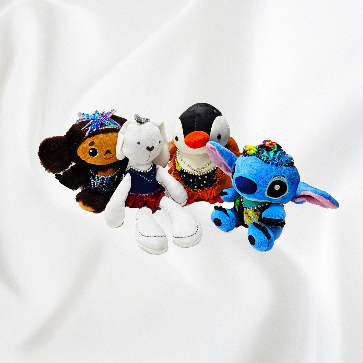 • בובות מתעמלות , לבושות בבגדי תחרות, מתנה מושלמת למתעמלת דרימס ג'ימנסטיקס